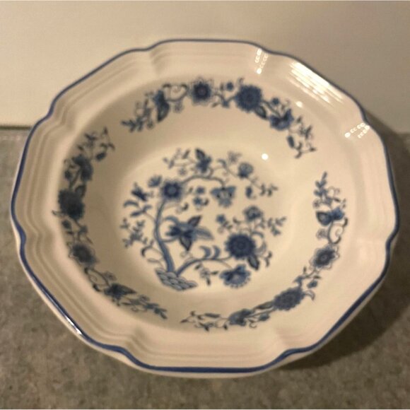 Blue and White Onion Pattern Bowl  7.25"   #2283 - Picture 2 of 3